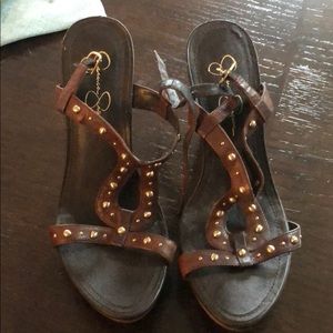 Jessica Simpson wedges